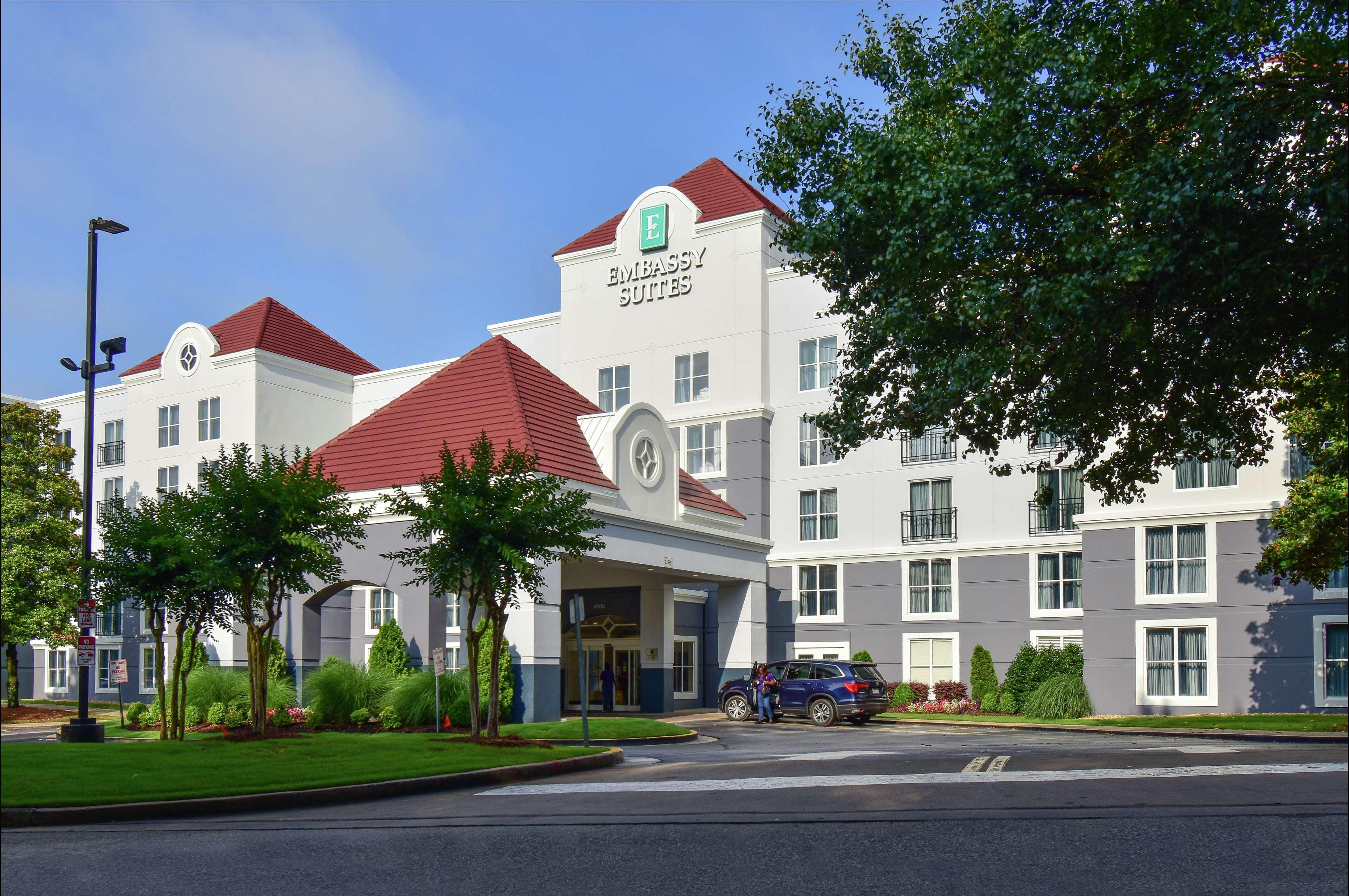 Embassy Suites By Hilton Atlanta Airport College Park Екстериор снимка