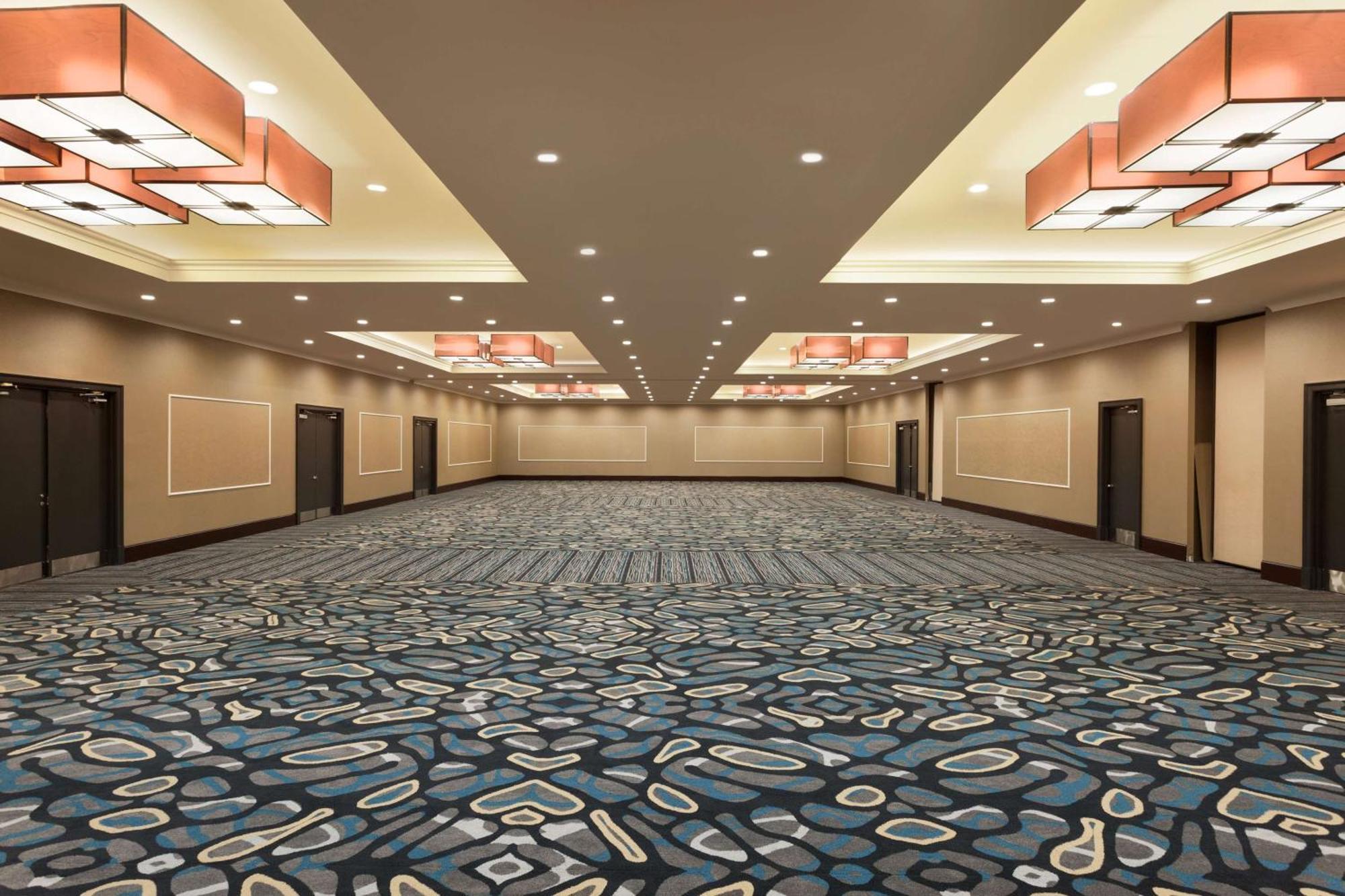 Embassy Suites By Hilton Atlanta Airport College Park Екстериор снимка