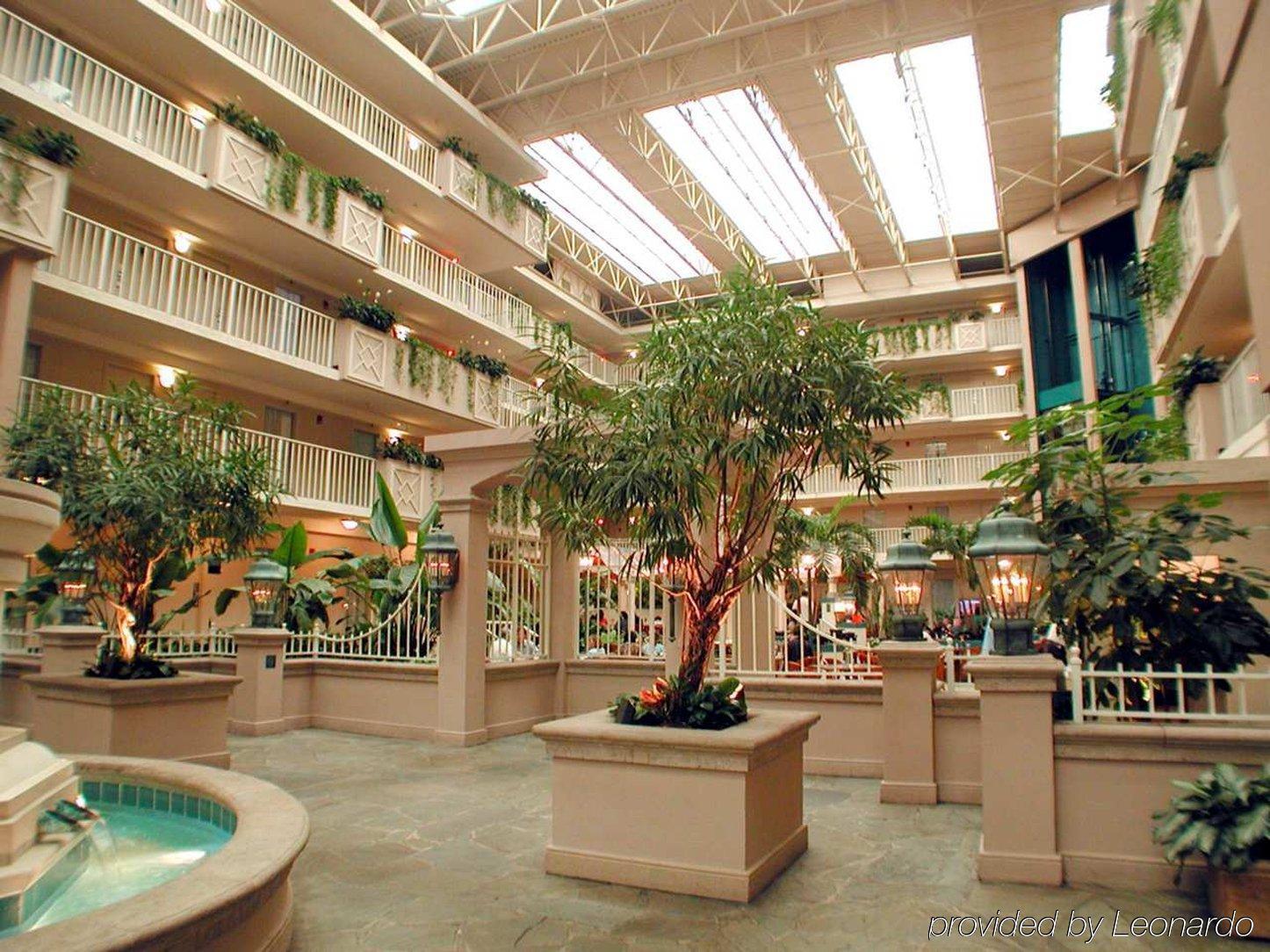 Embassy Suites By Hilton Atlanta Airport College Park Интериор снимка