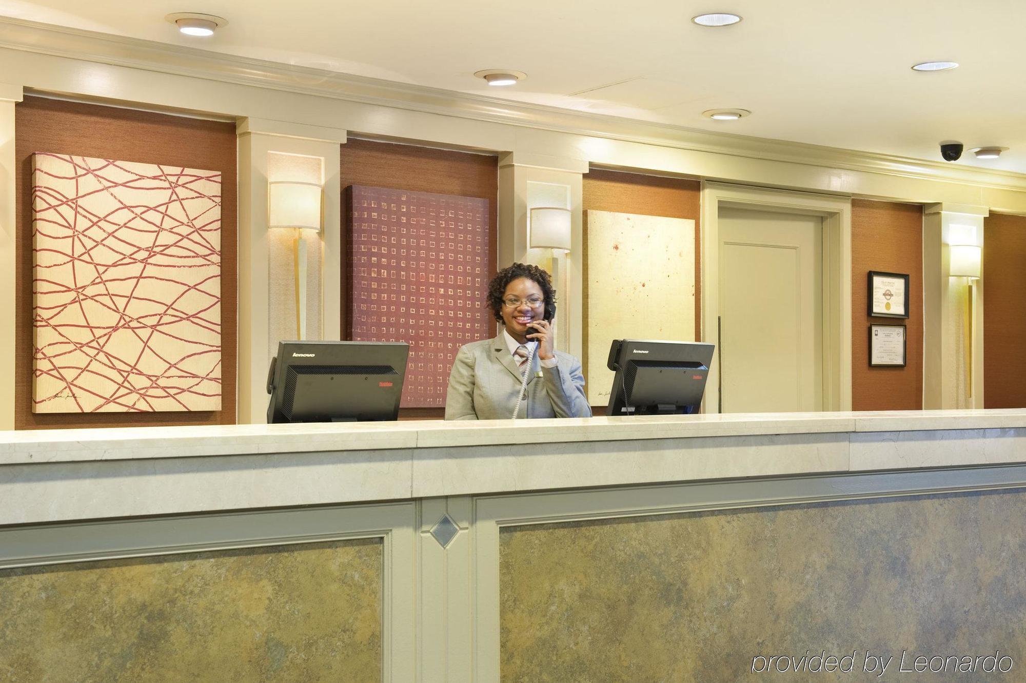 Embassy Suites By Hilton Atlanta Airport College Park Интериор снимка