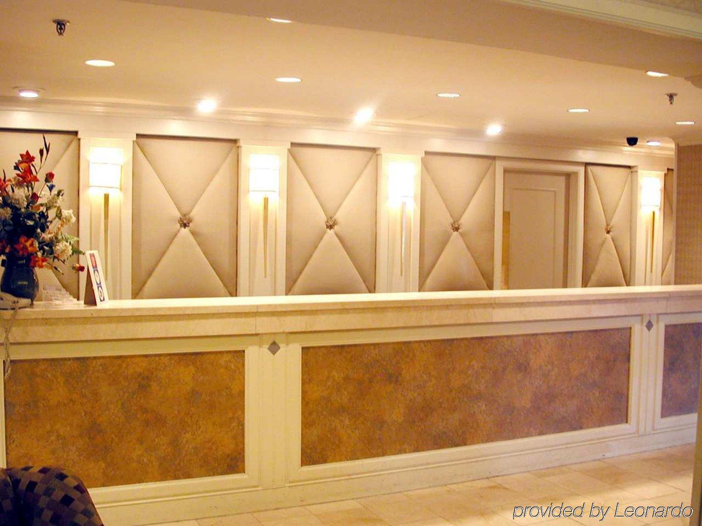 Embassy Suites By Hilton Atlanta Airport College Park Интериор снимка