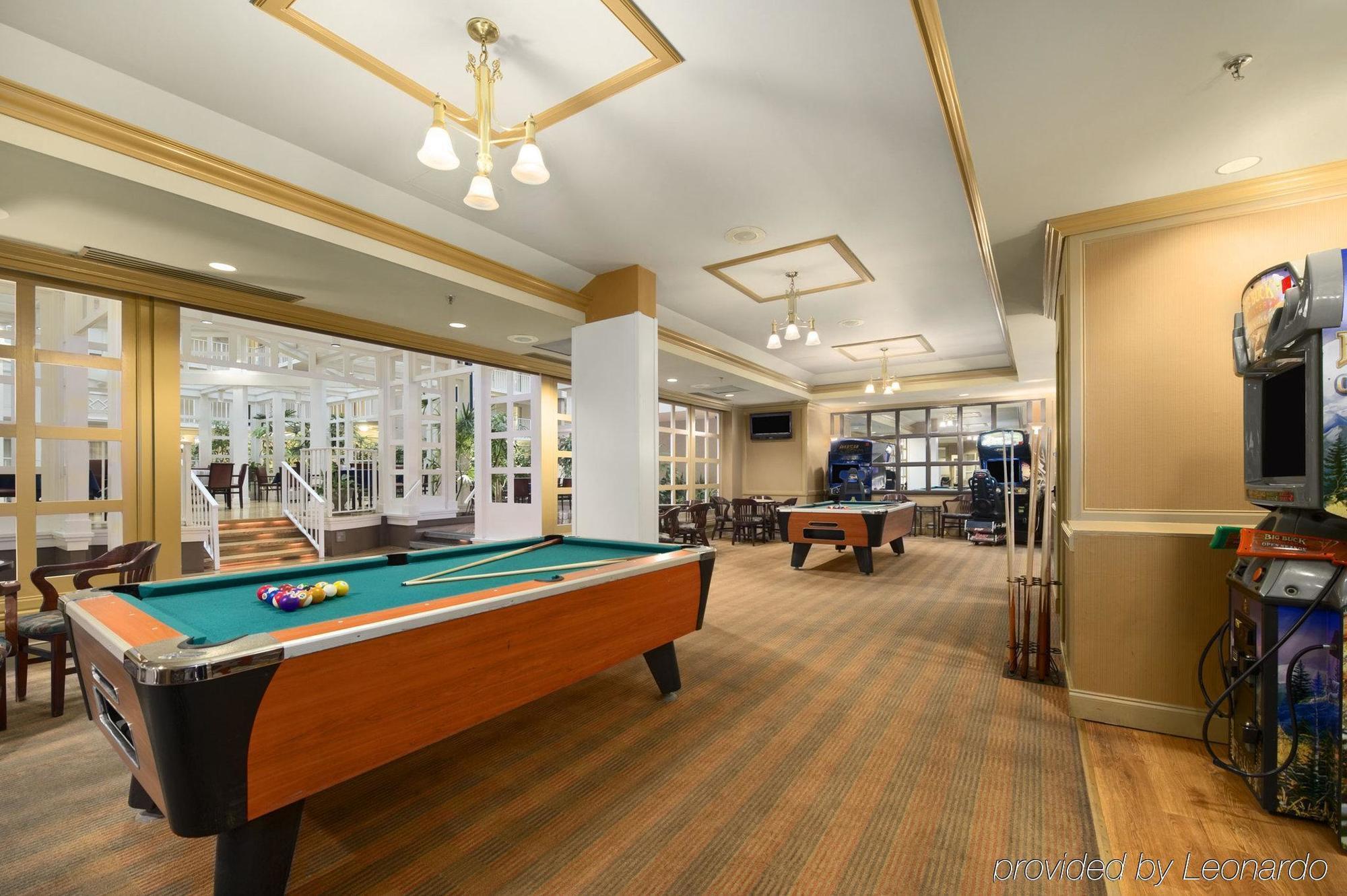 Embassy Suites By Hilton Atlanta Airport College Park Съоръжения снимка