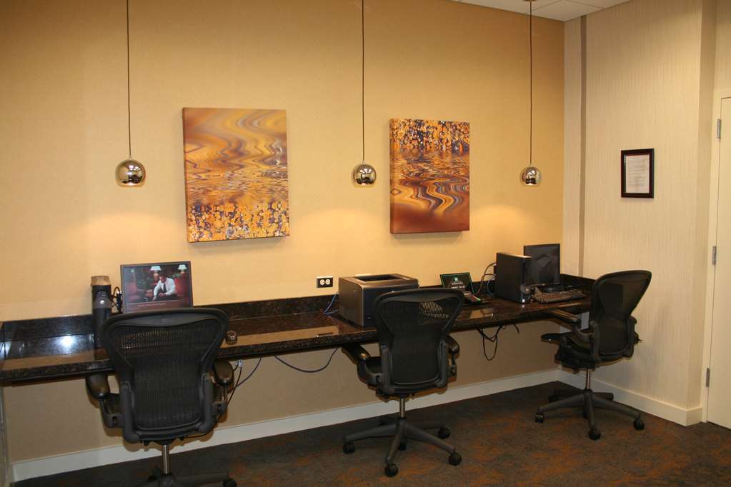 Embassy Suites By Hilton Atlanta Airport College Park Съоръжения снимка