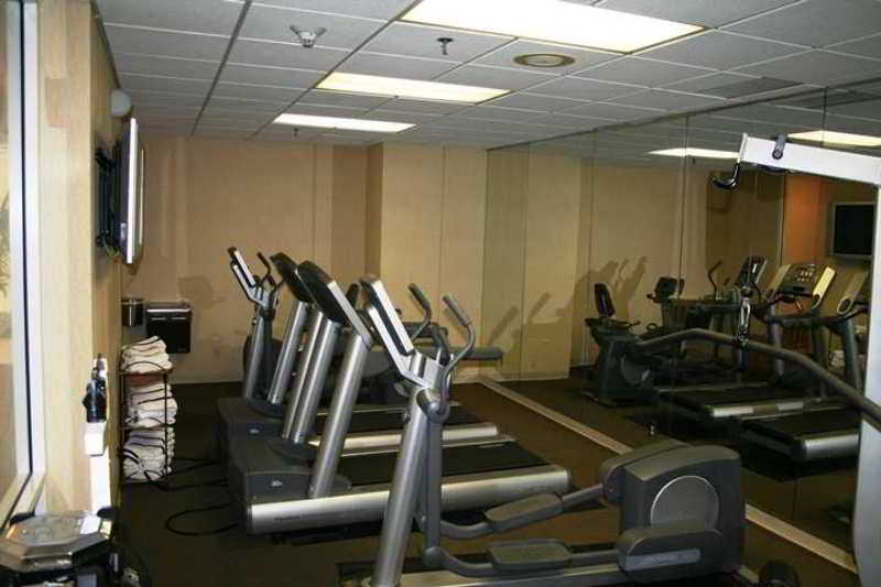 Embassy Suites By Hilton Atlanta Airport College Park Съоръжения снимка